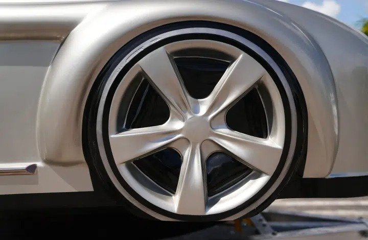 Buy 2026 Watersports Car Series M - Image 13