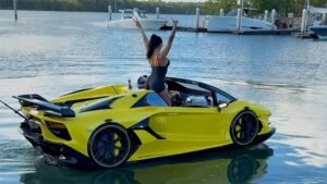 Read more about the article Watersports Wheels: Your Smooth Start into the Watersports Car Boat Rental Business