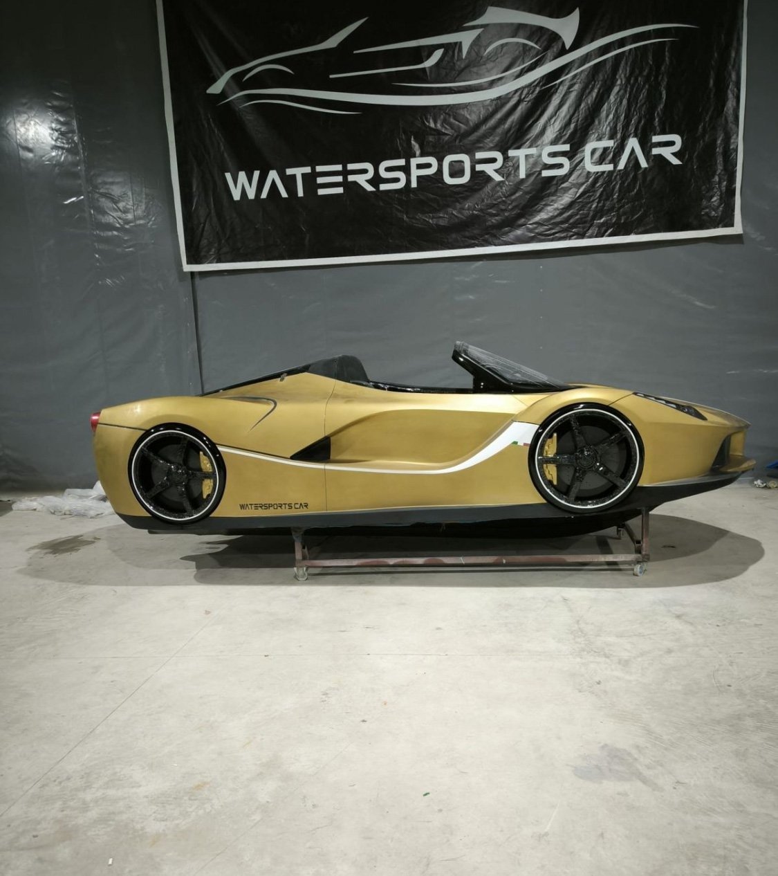 Buy 2026 Watersports Car Series F - Image 17
