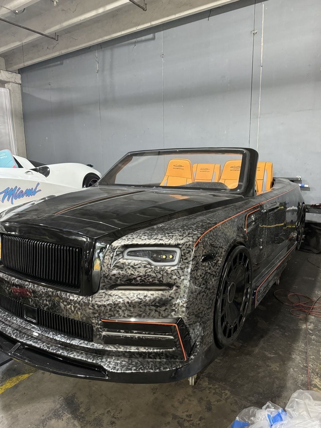 Buy 2026 Watersports Car Series R - Image 13